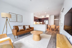 Chic Santa Monica Getaway